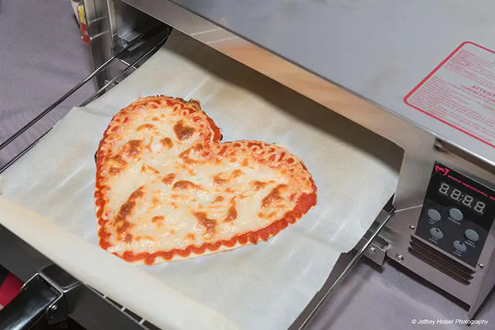 NASA’s 3D Pizza Printer Now Used At Tourist Attractions
